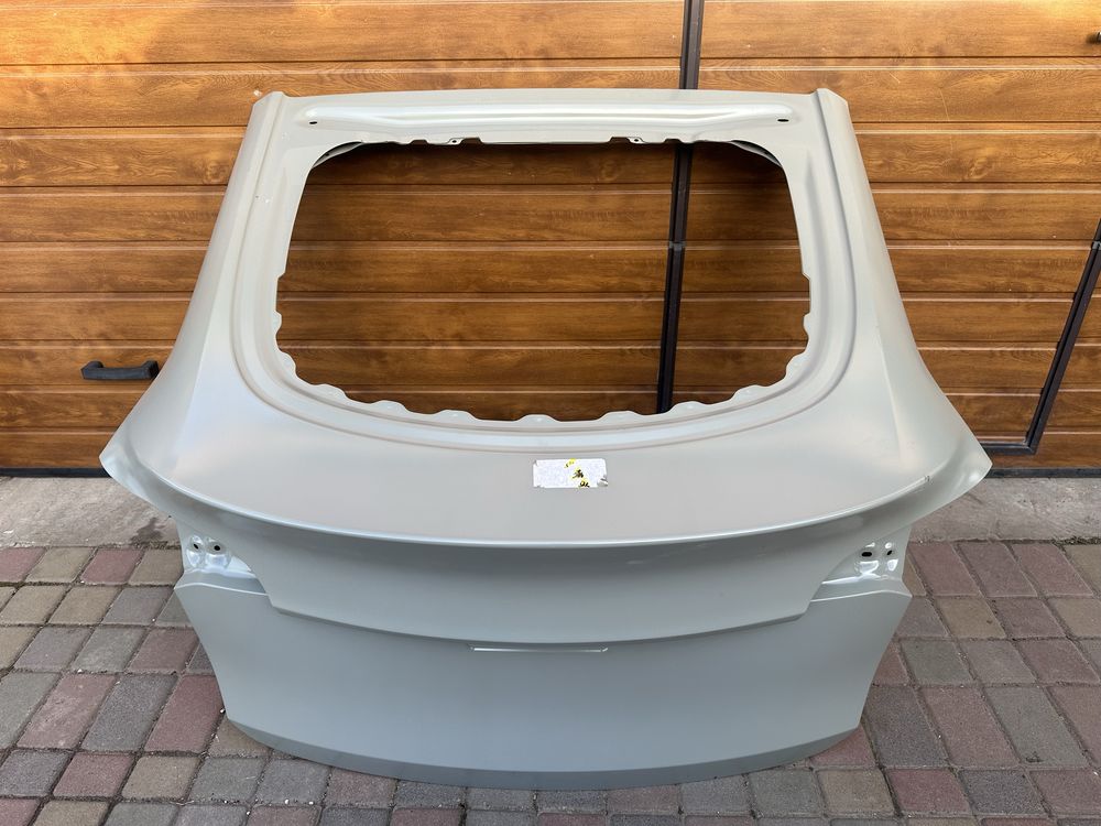 Ляда tesla model y оригінал