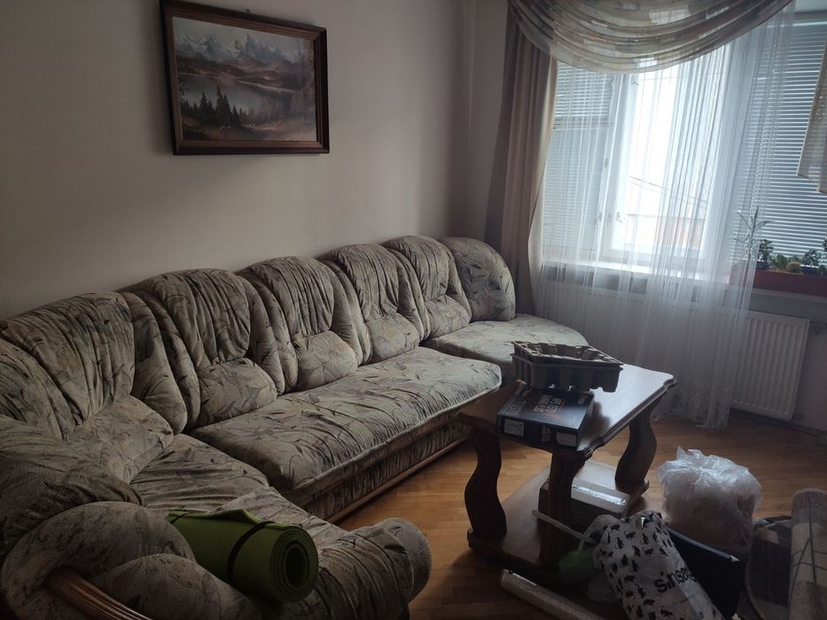 Оренда н/особняку в самому Центрі з гаражем,подвір'я,є все необхідне