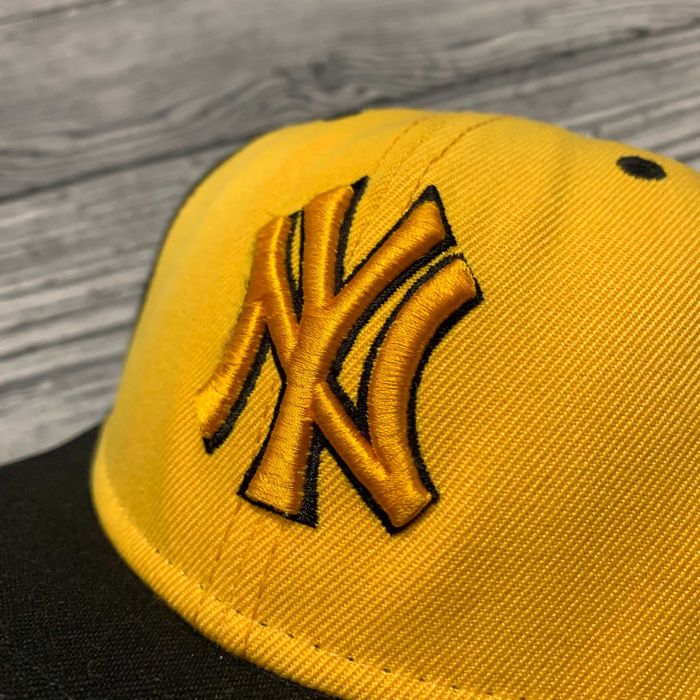 Бейсболка кепка New Era New York Yankees Black & Yellow Fullcap