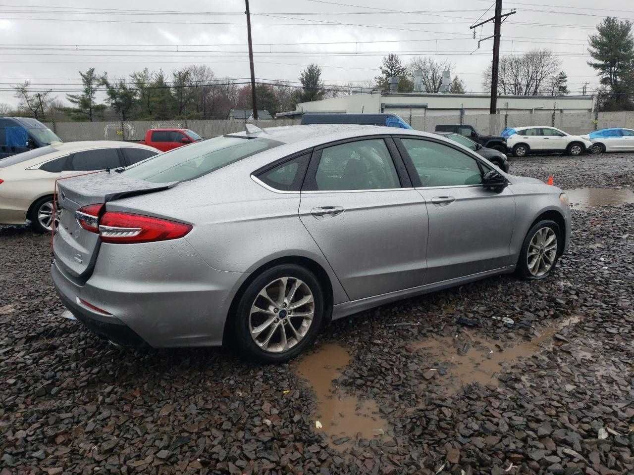 Ford Fusion Se 2020