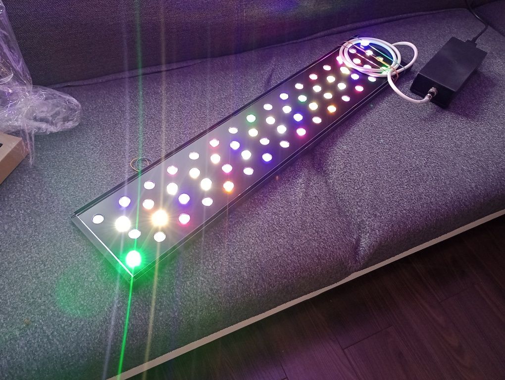 Lampa LED na sterowniku AQMA akwarium roślinne