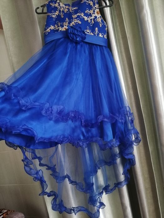 Платье нарядное на девочку