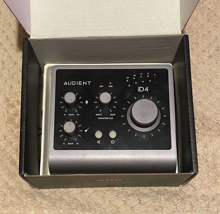 Звукова карта Audient ID4