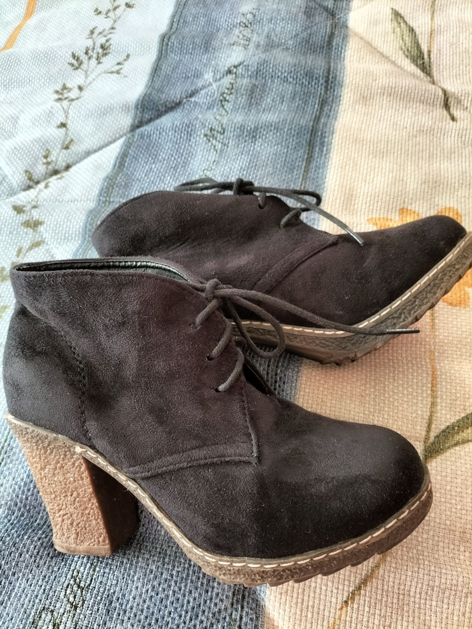 Botas senhora n.36 W52