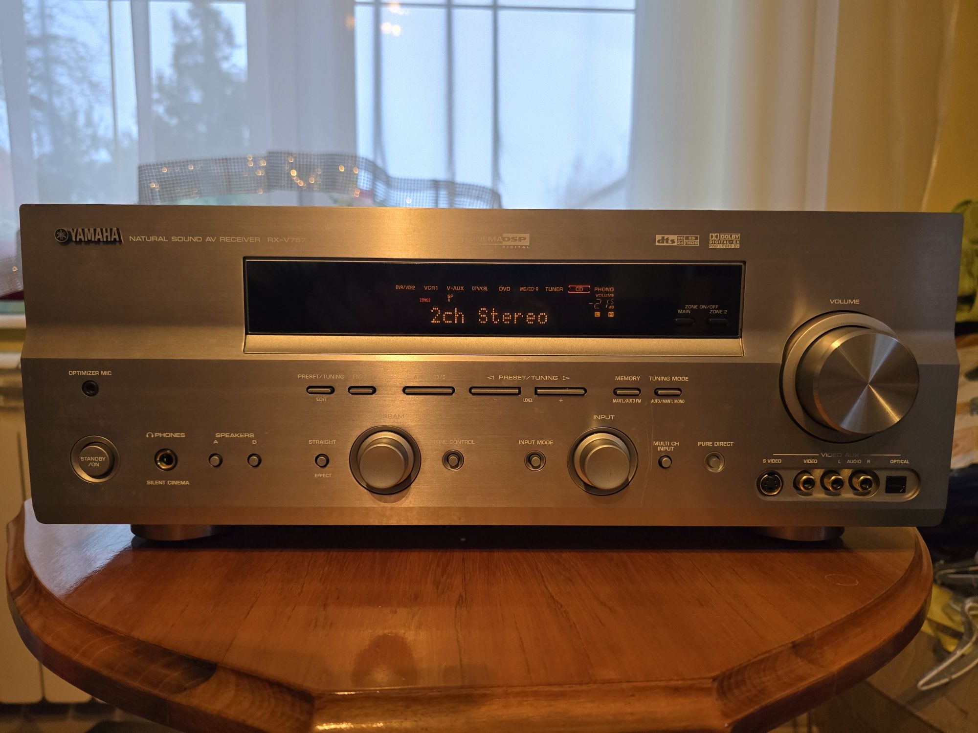 Amplituner Yamaha RX-V757