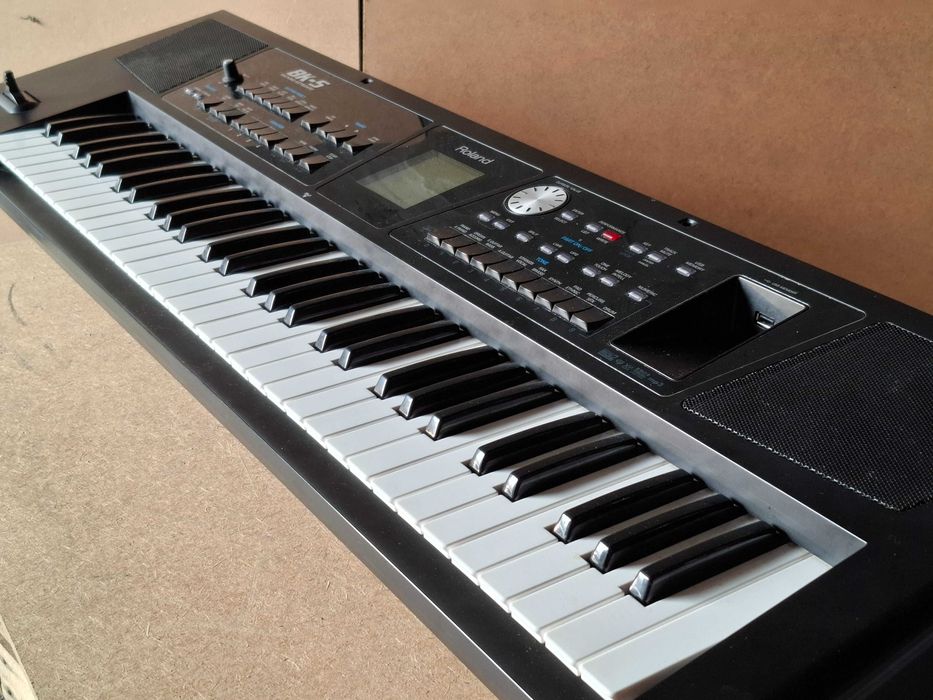 Keyboard Roland bk 5 USB mp3 wave