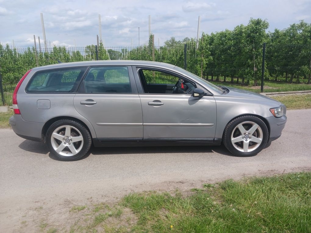 ** Volvo v50 2.4 benz - Okaaazja **