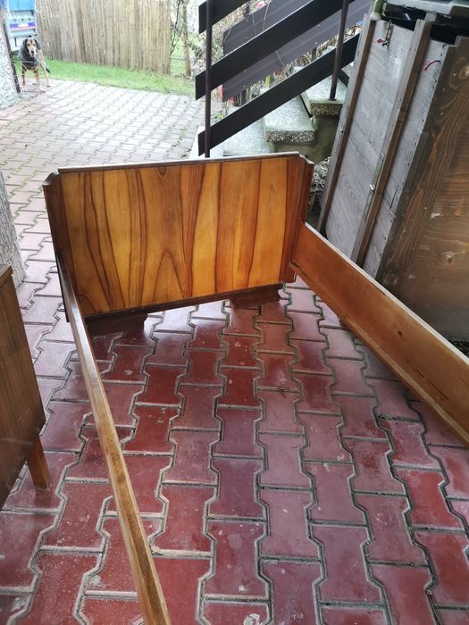 Łóżko drewniana konstrukcja łóżka prl
