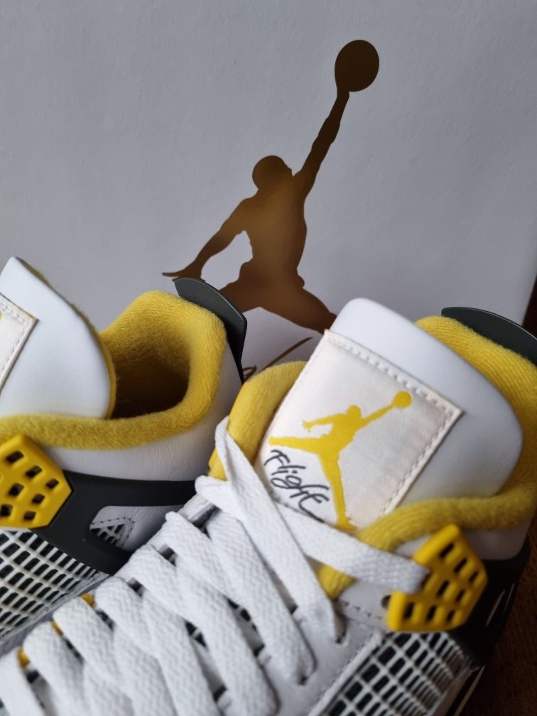 Air Jordan 4 Retro Coconut Milk roz 39