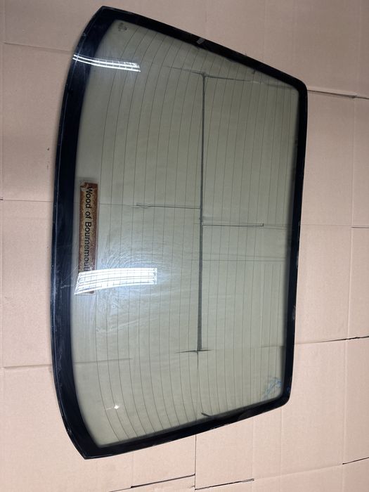 Szyba Tył Bmw E34 numer 43R-001193 Tylna