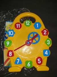 Часы игрушечные технок
