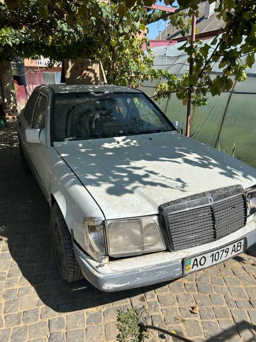 Мерседес 124 2.5 дизель