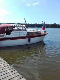 jacht motorowy hausboat