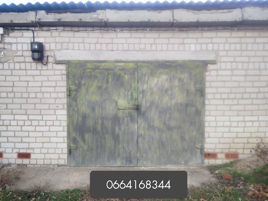 Продам гараж в кооперативе Лада