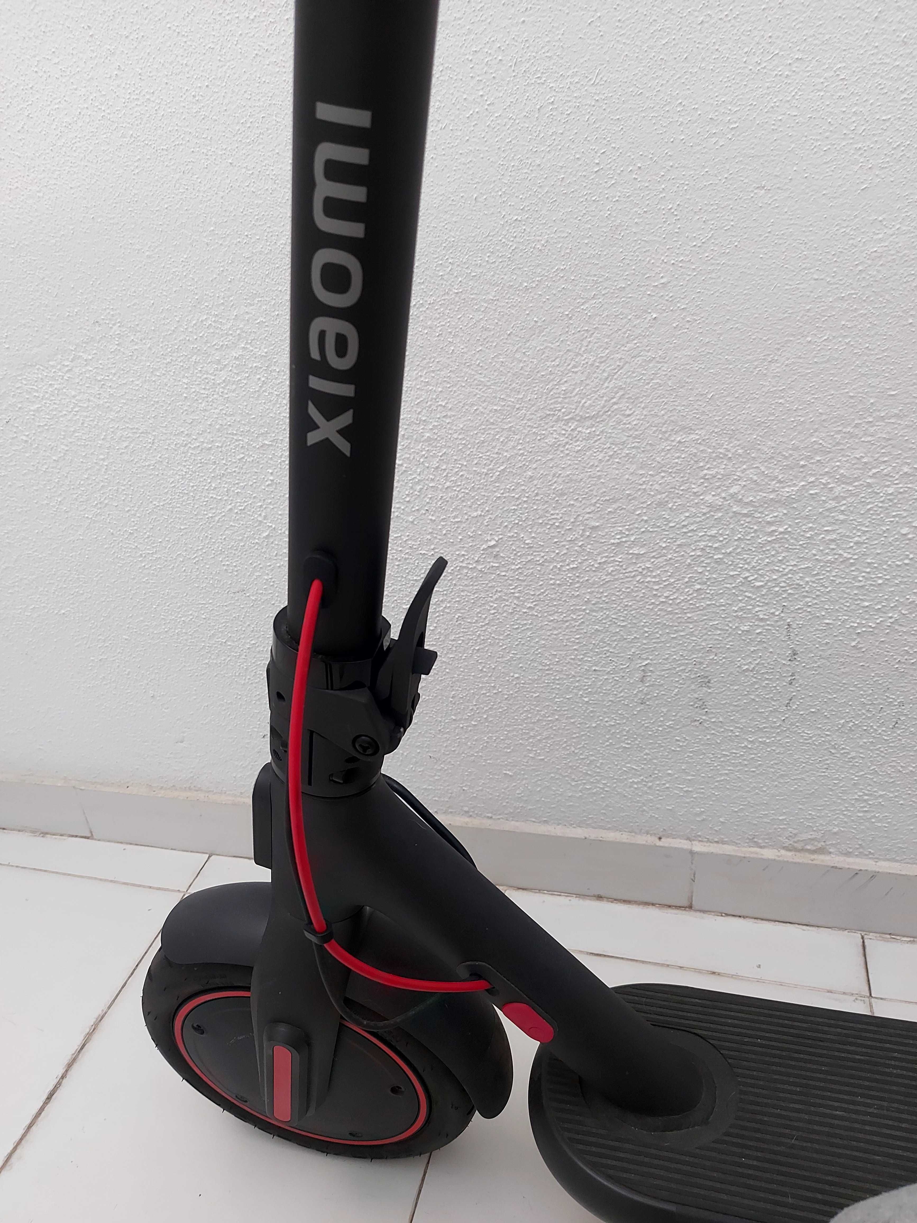 Trotinete Xiaomi 4 Pro  (como nova)