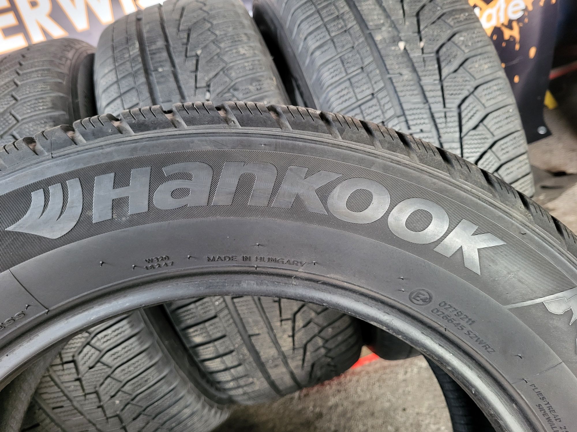 Opony zimowe 225/60/17 Hankook