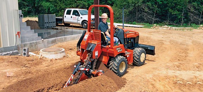 Аренда, Услуги траншеекопателя, бары DITCH WITCH RT-45