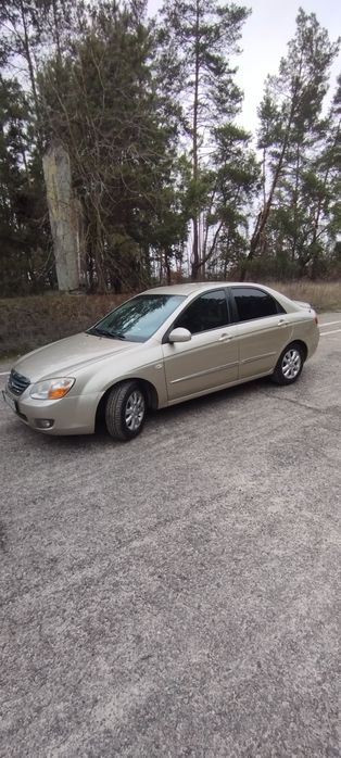 Kia cerato. Продаж