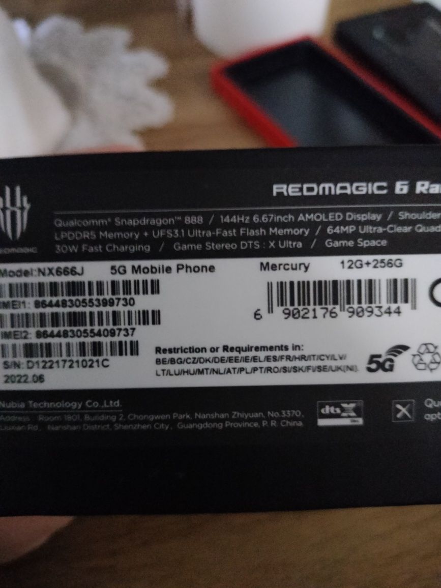 Smartfon NUBIA Red Magic 6R 12/256GB 5G 6.67" 144Hz Srebrny NX666J