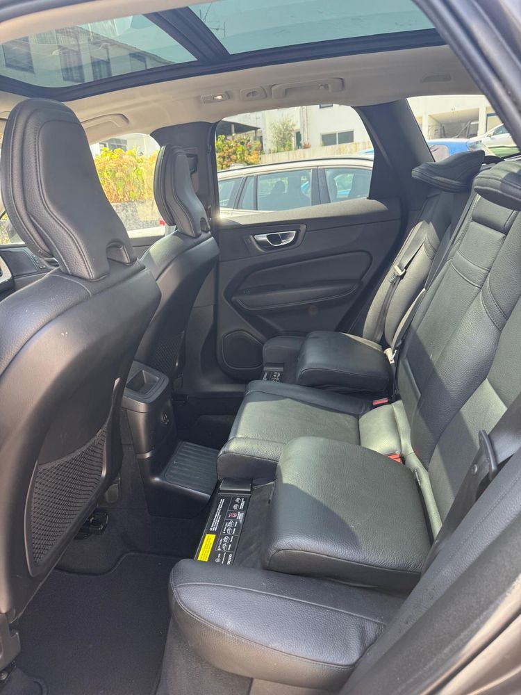 Volvo XC60 T6 PHEV 350CV