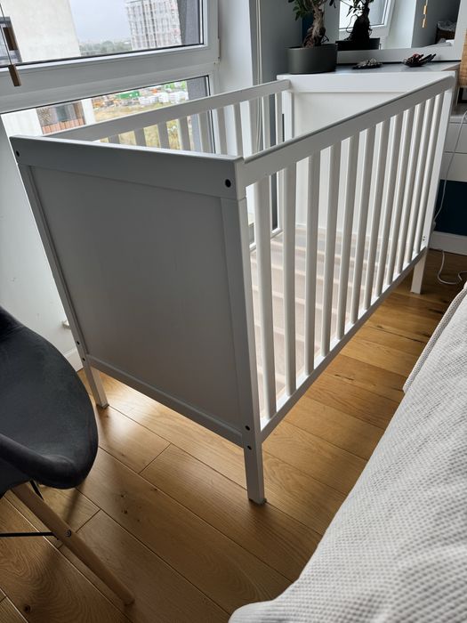 Łóżeczko GULLIVER IKEA, białe 120x60cm + materac HILDING Dobranocka
