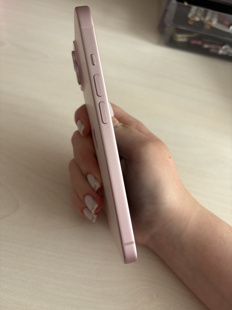 Iphone 15 128 gb PINK