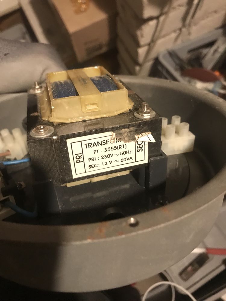 Transformator 230v na 12 volt 60 va