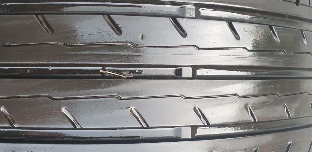 2 jantes com pneus 195/65/R15 com jantes