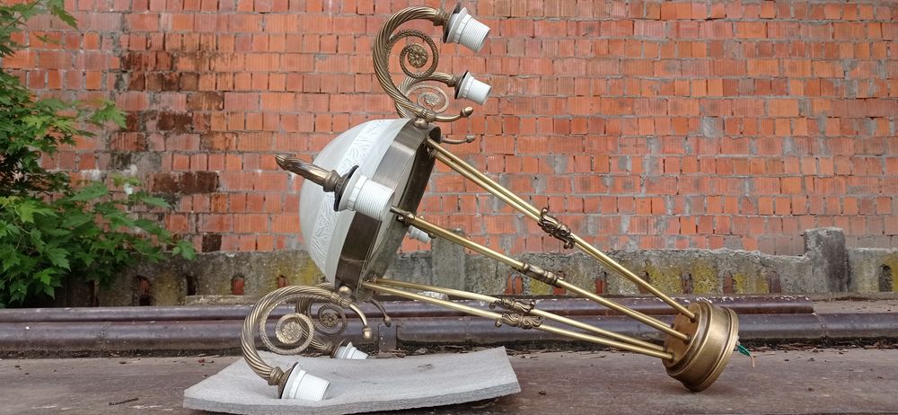 Люстра велика розкішна