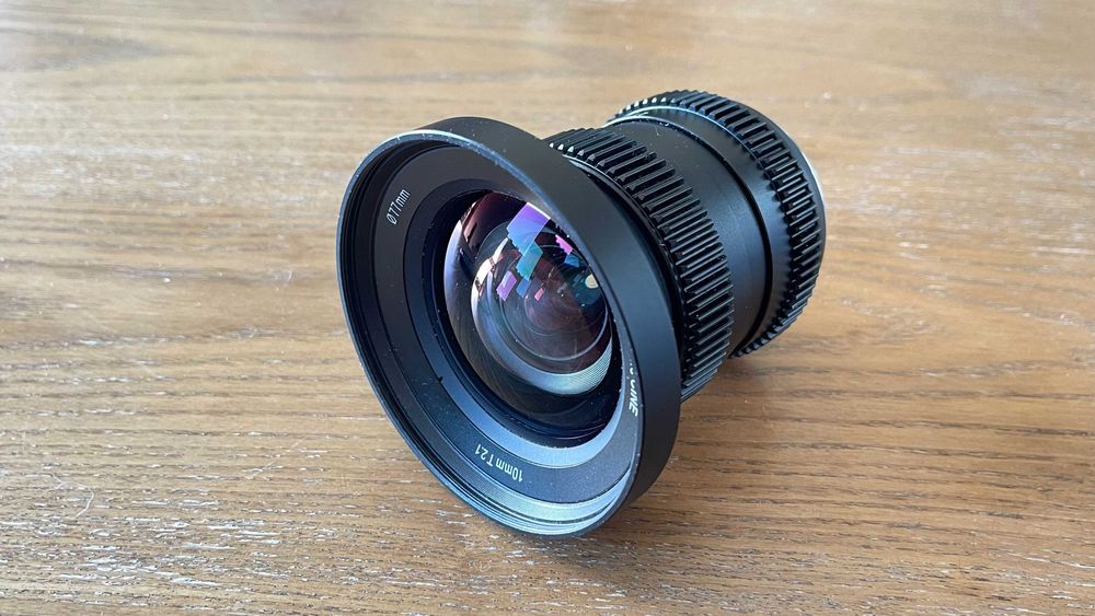 Obiektyw SLR Magic HyperPrime Cine 10mm T2.1 MFT