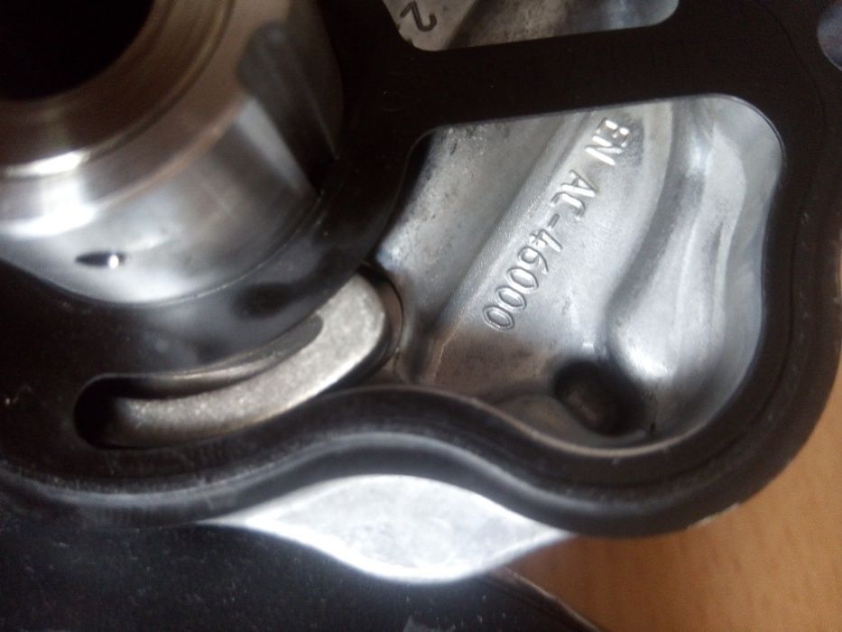 Bomba ou depressor de vácuo Mercedes W204/W205