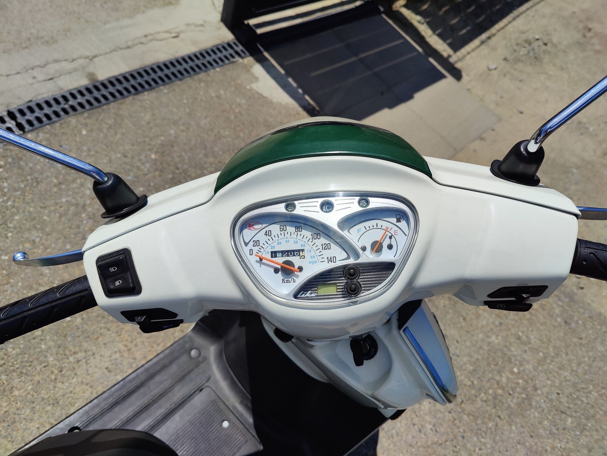 Skuter retro Kymco Like 125 kat. B