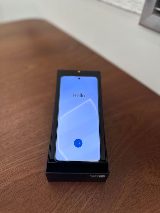 Новий Realme Gt 6 8/256Gb Global NFC