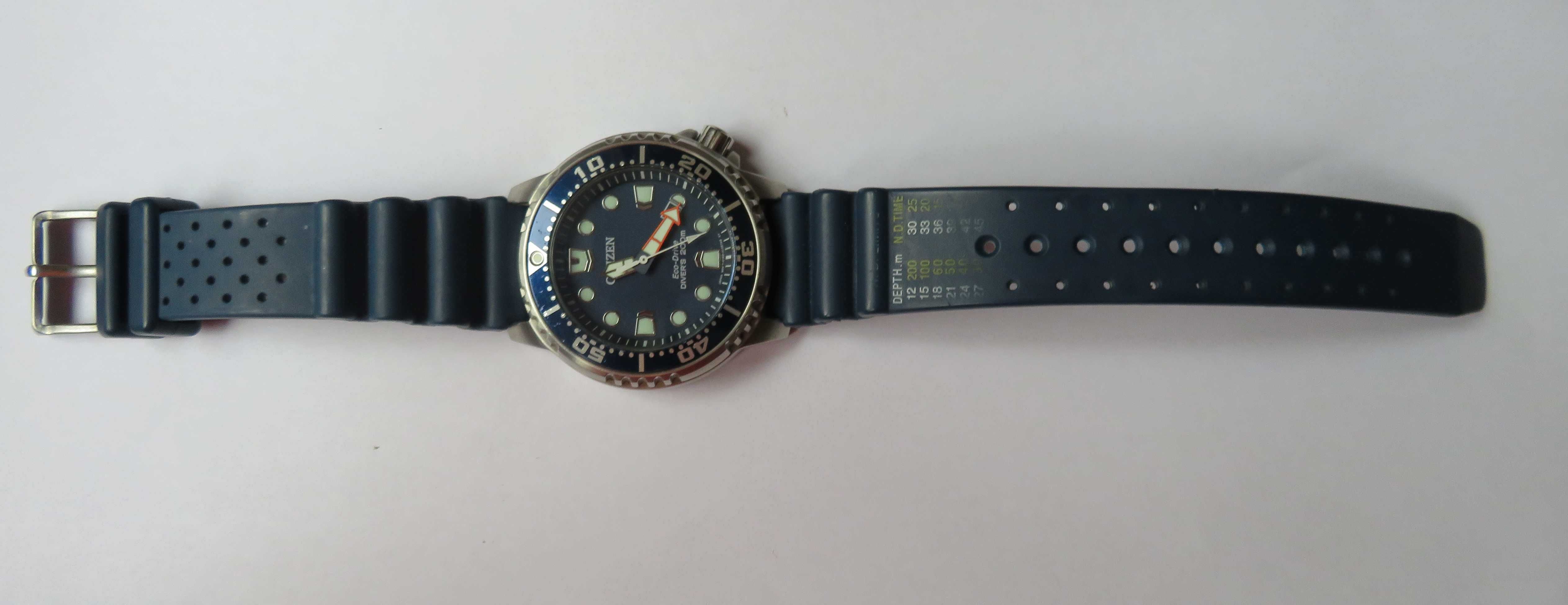zegarek diver citizen eco drive  200 m  44mm