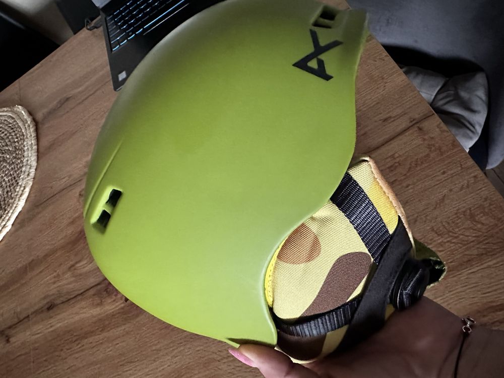 Kask Anon burner 52-55cm