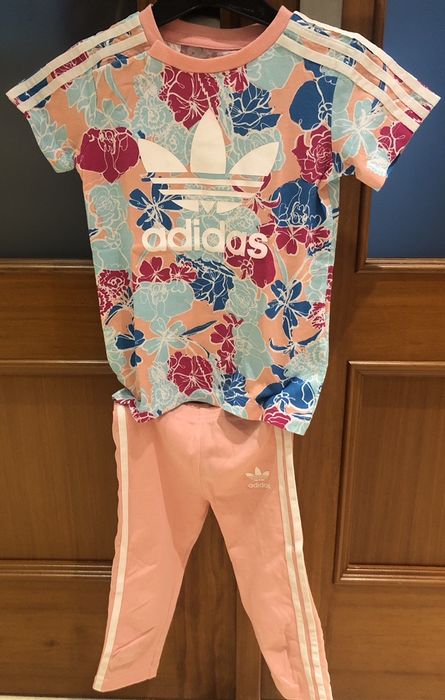 Conjunto adidas tam 9/12 meses