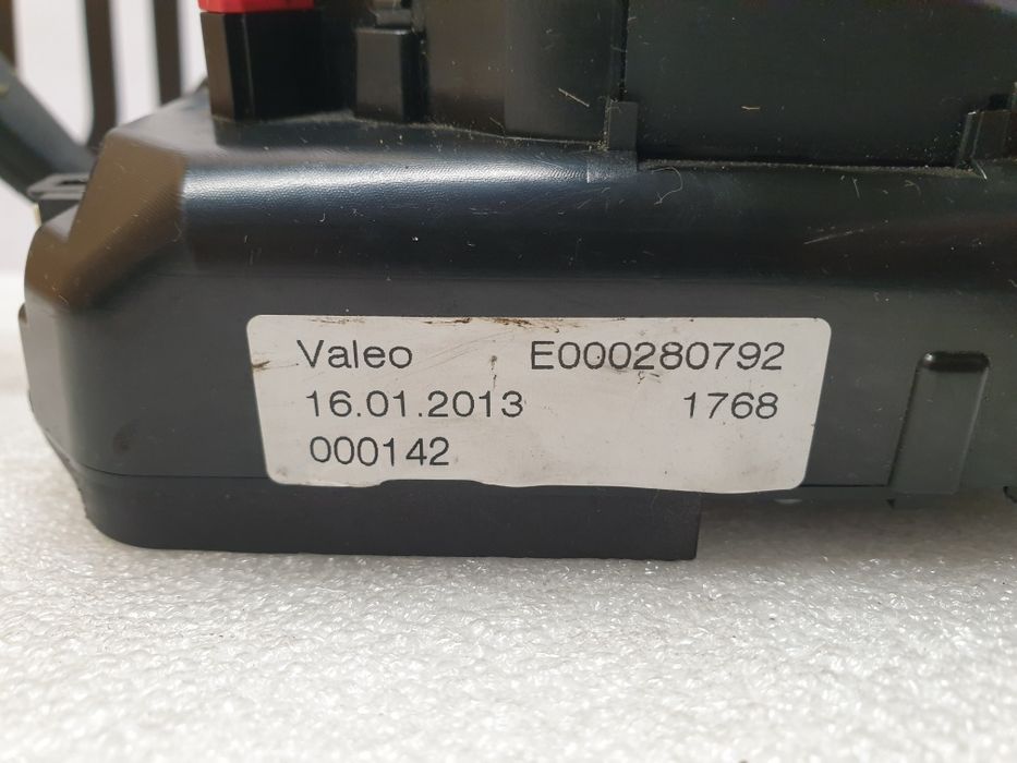 BMW F10 F11 F01 F07 Taśma manetki tempomat aktywny grzana kierownica