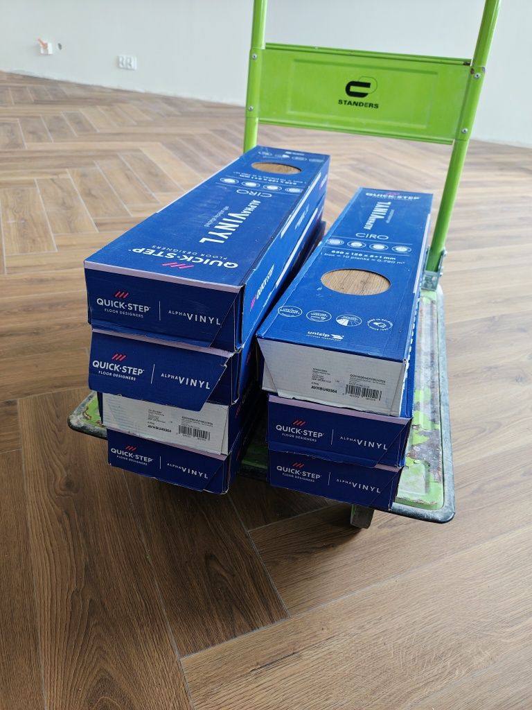 Panele winylowe Quick Step Alpha Vinyl dąb karmelowy botaniczny