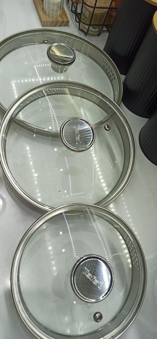 Garnki Tefal duetto on 7 elementów( 4 garnki)