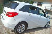 Mercedes Benz B200