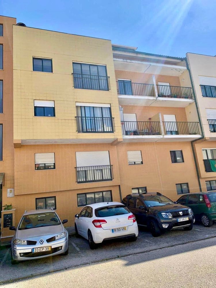Quarto para casal à 5 minutos do centro de Aveiro.
