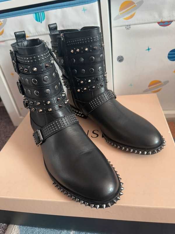 Czarne botki biker Twinset Milano z ćwiekami skóra 39