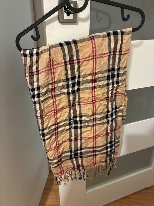 Szalik w kratę Burberry