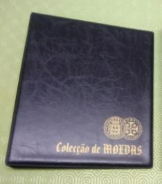 Folhas / Micas/ material numismática / moedas / notas / coleção