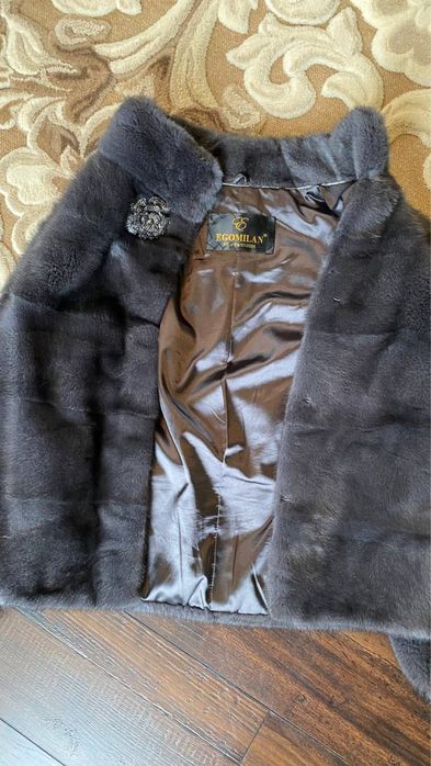 Продається норкова шуба