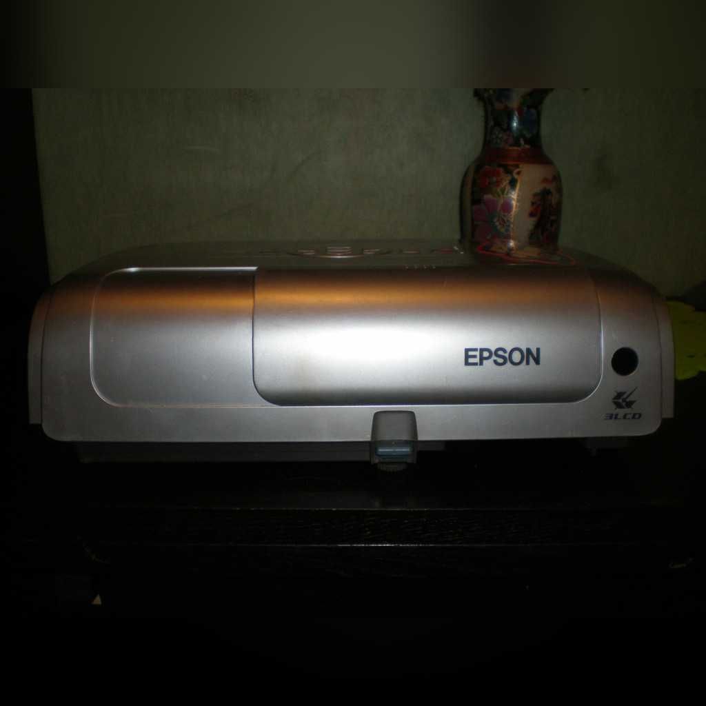Epson emp-S4 nowa lampa 1800lm  pilot kable