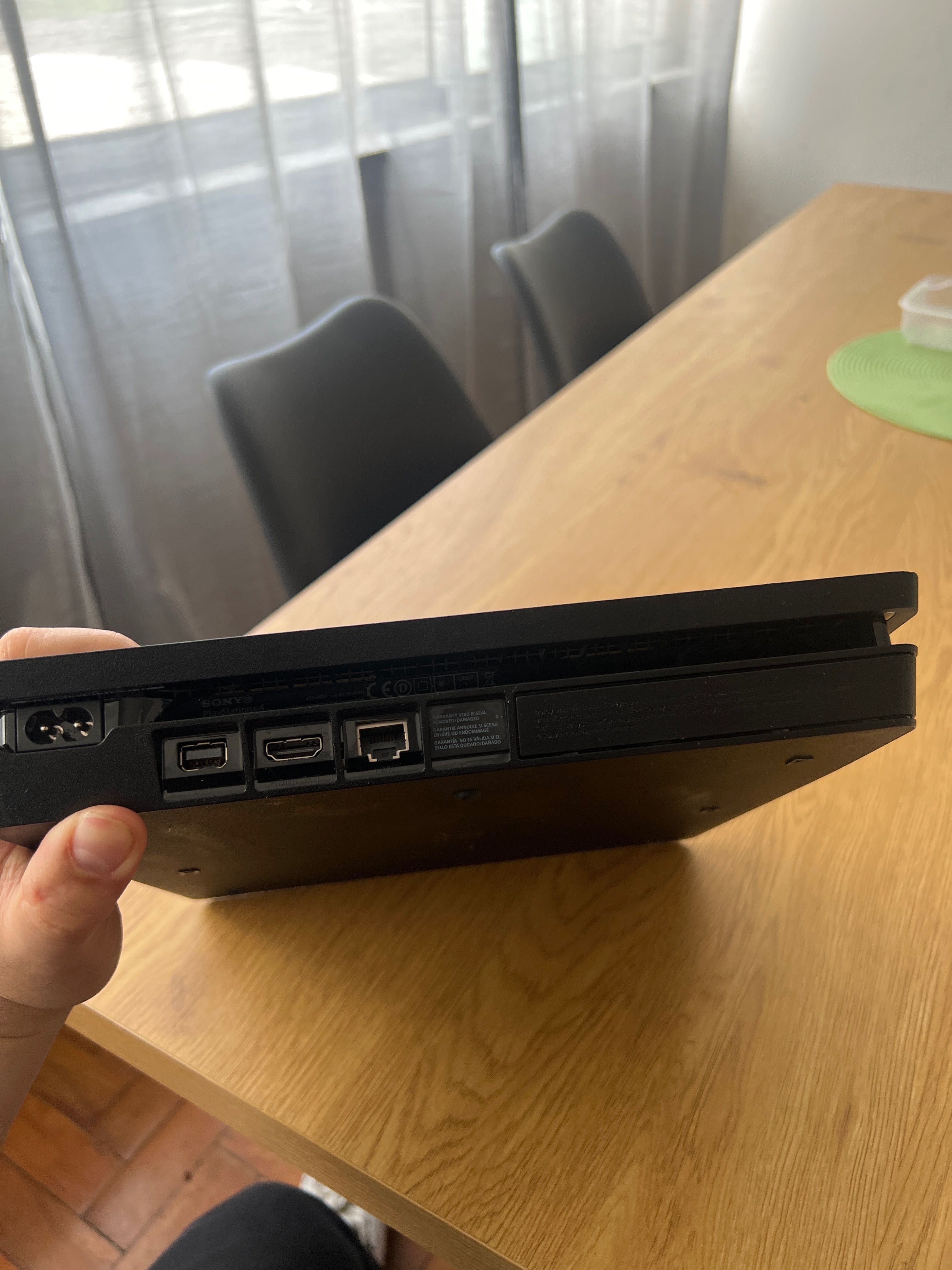 Ps4 slim, em Braga
