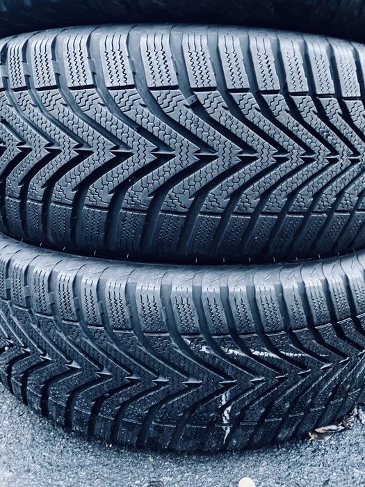 205 60 16 Vredestein SnowTrac 5 90%