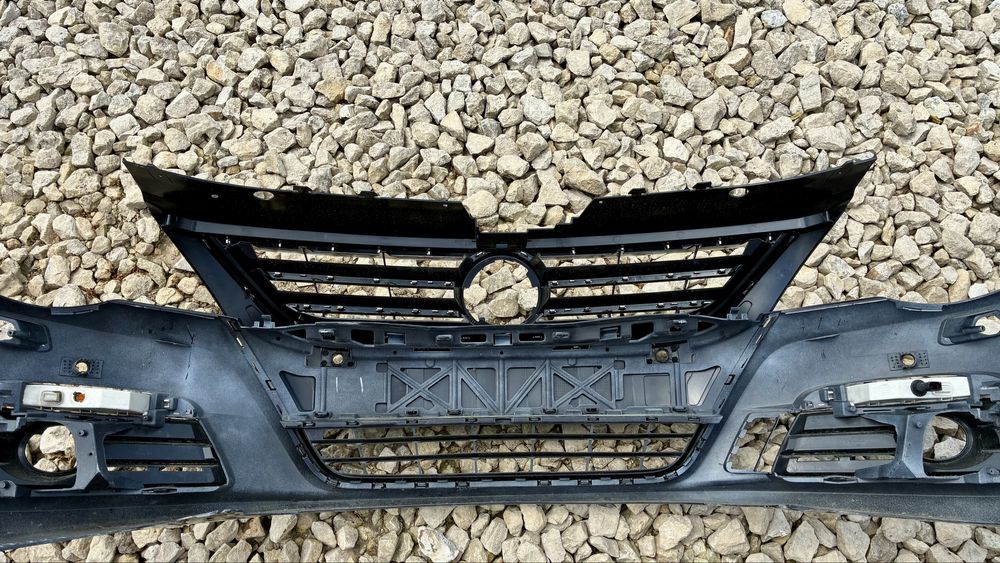 Zderzak przedni 4xPDC i spryskiwacze LC9X VW Passat CC 3C8 08-12