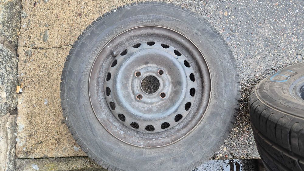 Opona z felgą 165/70 R13